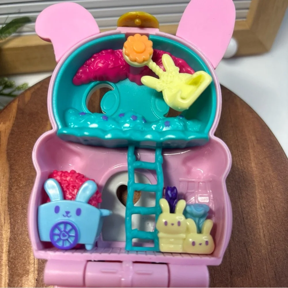 Mattel Polly Pocket Flip & Find Pink Bunny Compact Collectible